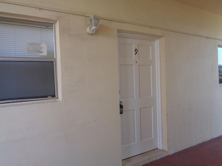 Property Photo:  2008 Jackson Street E9  FL 33020 