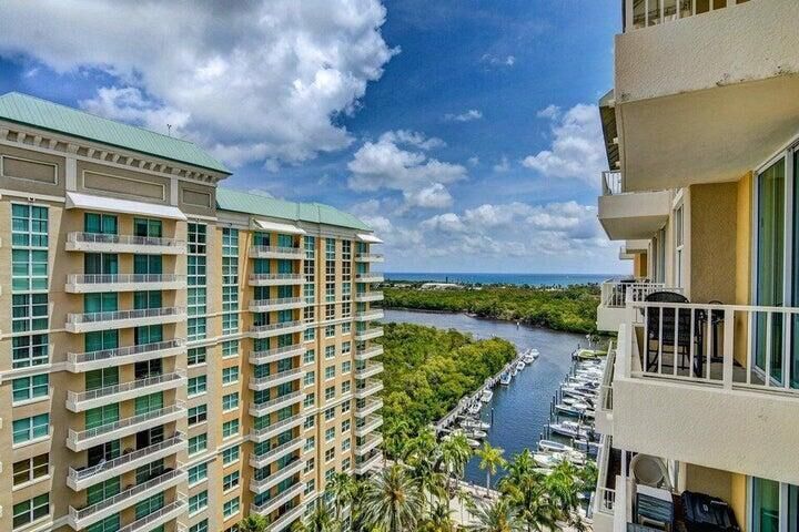 Property Photo:  625 Casa Loma Boulevard Lower Penthouse 9  Unit 1  FL 33435 