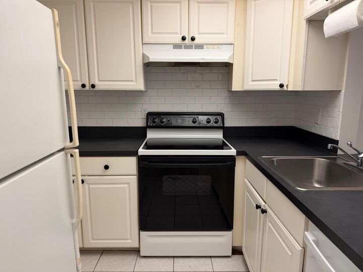 Property Photo: 950 S Kanner Highway A25 FL 34994
