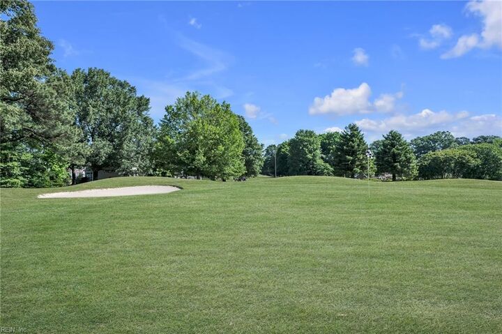 Property Photo:  927 Thatcher Way  VA 23320 