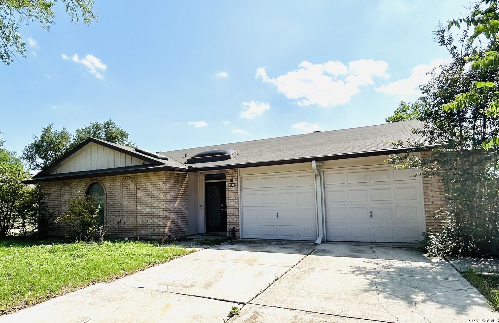 Property Photo:  5714 Woodcraft  TX 78218 