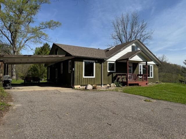 Property Photo:  24078 Chickadee Lane  WI 53581 