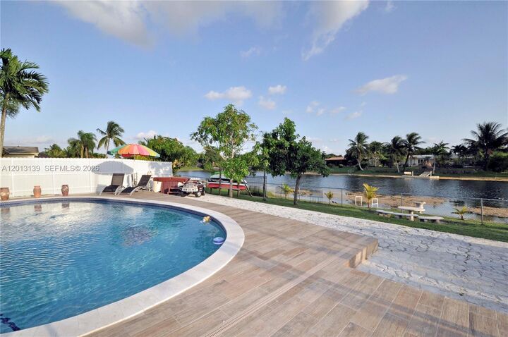 Property Photo:  14270 SW 74th St  FL 33183 