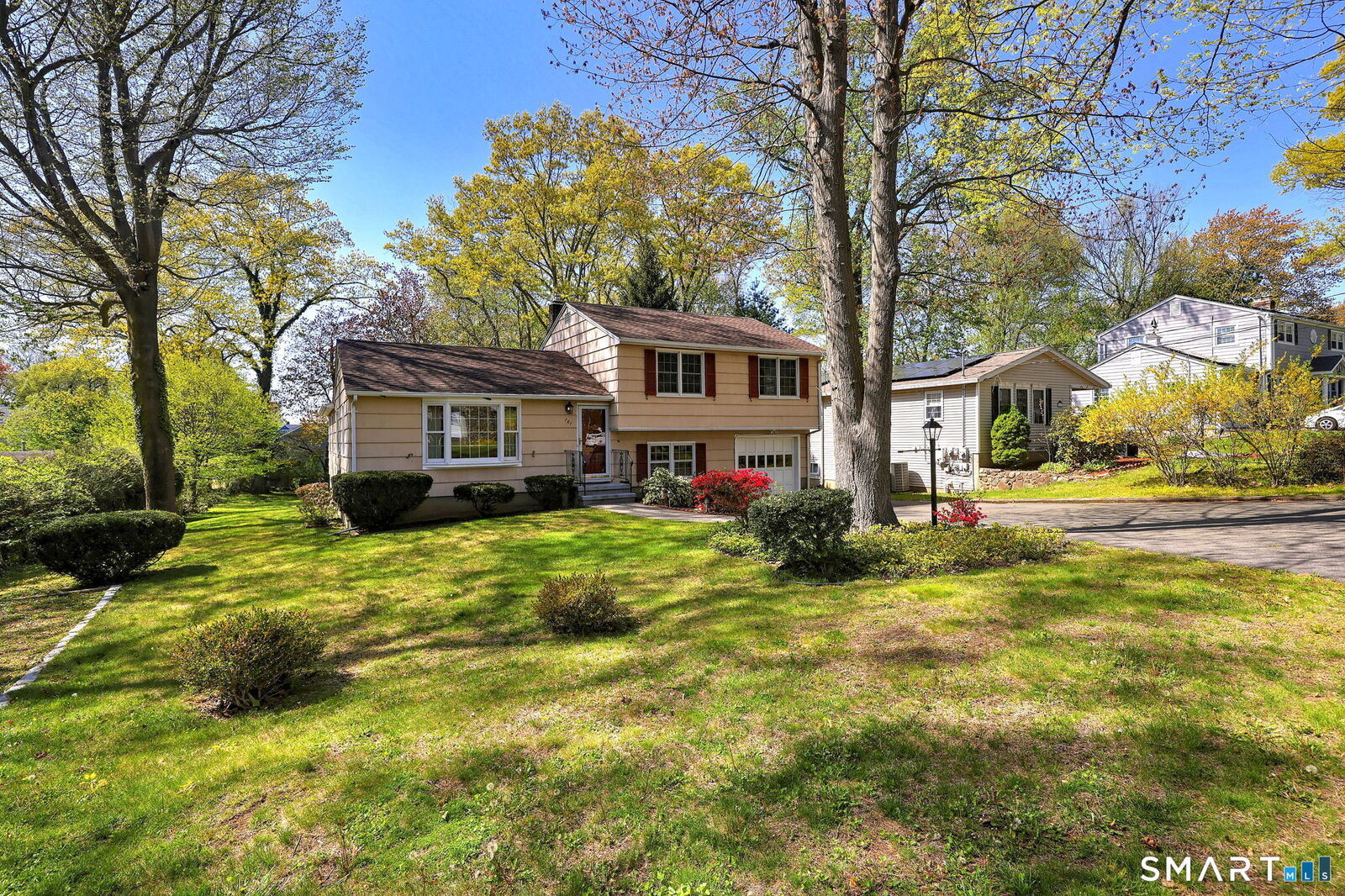 Property Photo:  181 Bryan Hill Road  CT 06460 