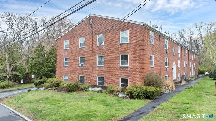 Property Photo:  111 Niles Hill Road E  CT 06320 