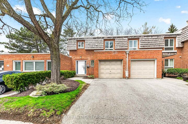 Property Photo: 135 Scenic Mill Way 102 ON M2L 1T1