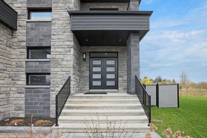 Property Photo: 541 Barrage Street ON K0A 1M0
