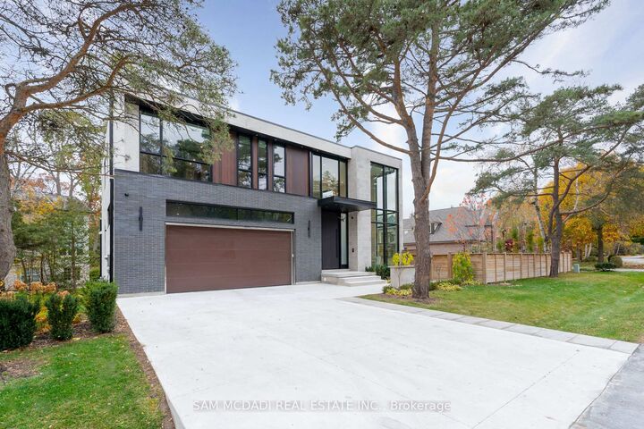 112 Elton Park Road — photo 1
