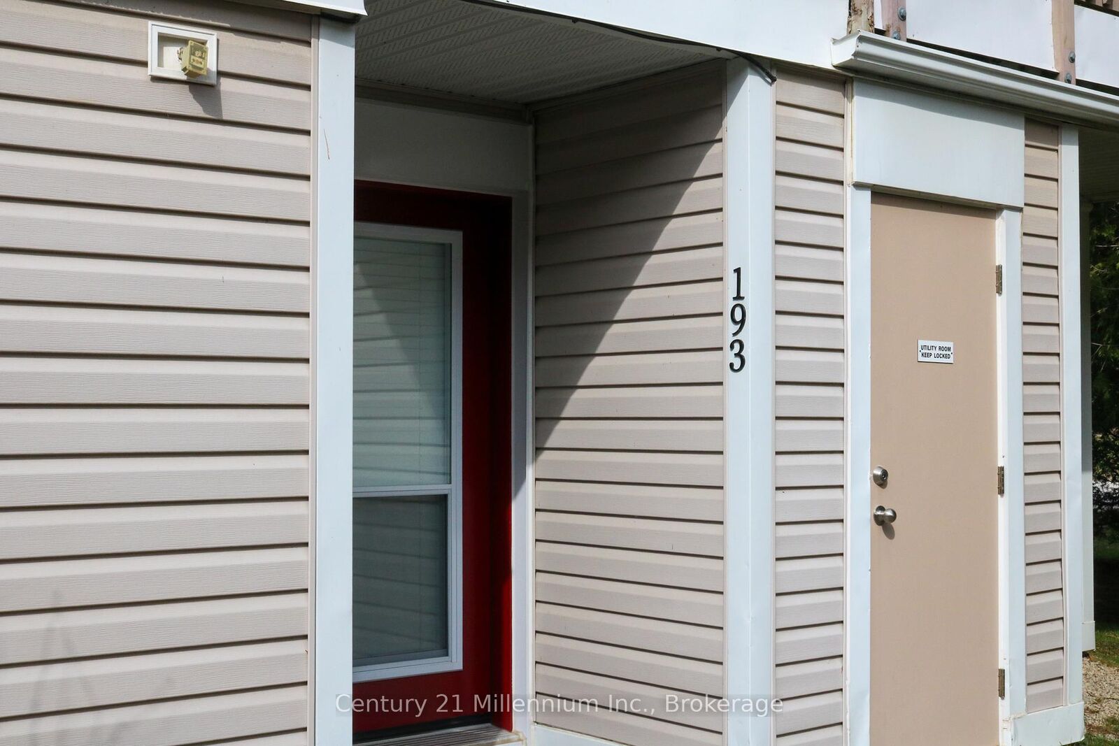 Property Photo:  49 Trott Boulevard 193  ON L9Y 5B8 