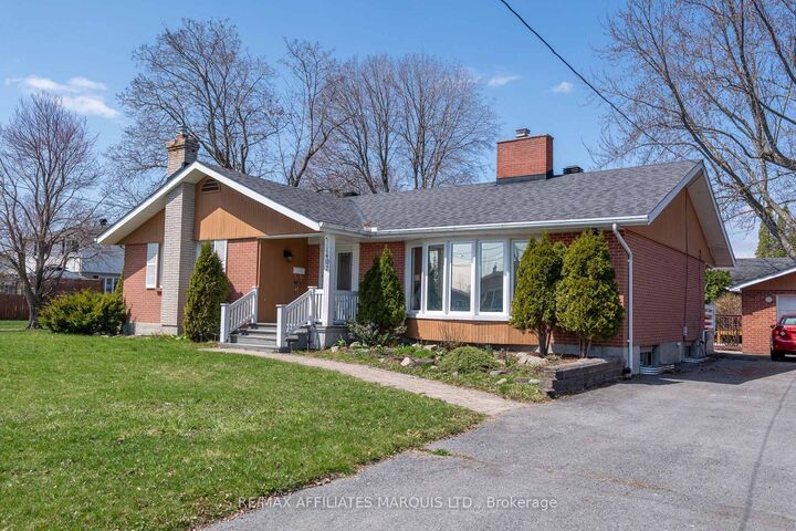 Property Photo:  1407 Boyd Street S  ON K6J 1X2 