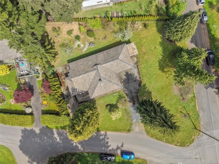 Property Photo: 4047 Haro Rd BC V8N 4B3