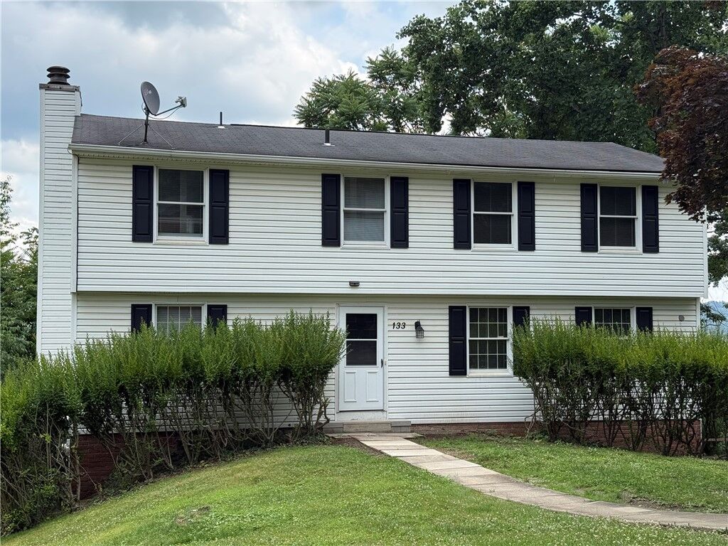 Property Photo: 133 Pagoda Drive PA 15146