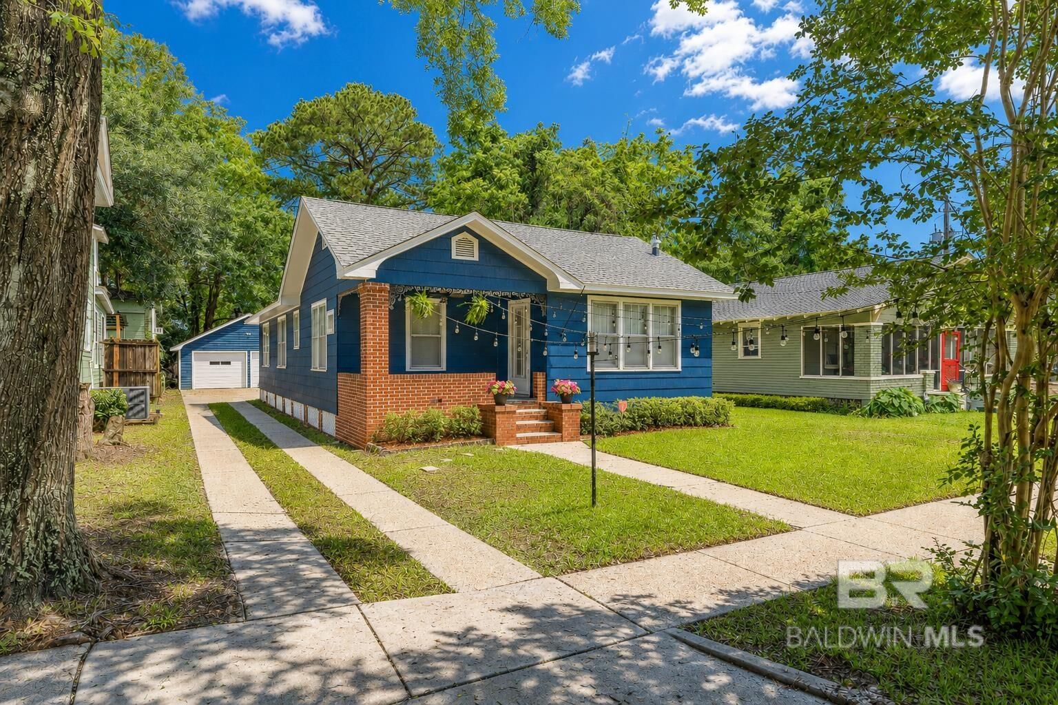 Property Photo:  137 Hyland Avenue  AL 36607 