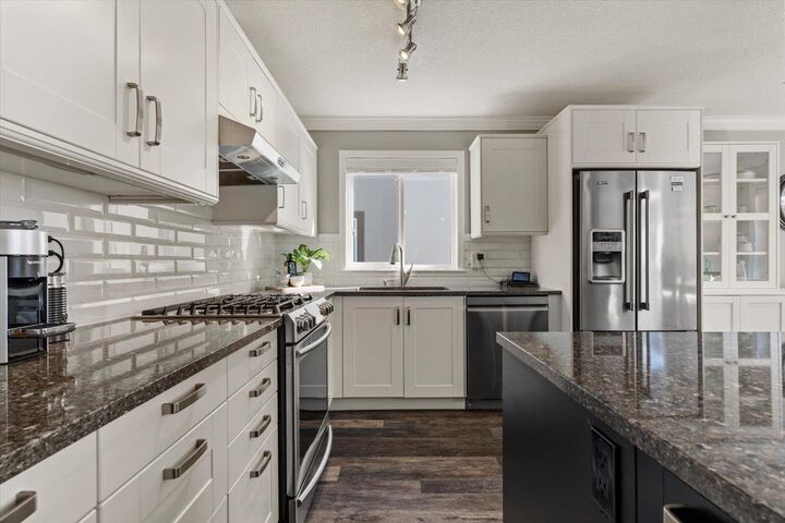 Property Photo: 8590 Sunrise Drive 11 BC V2R 3Z4
