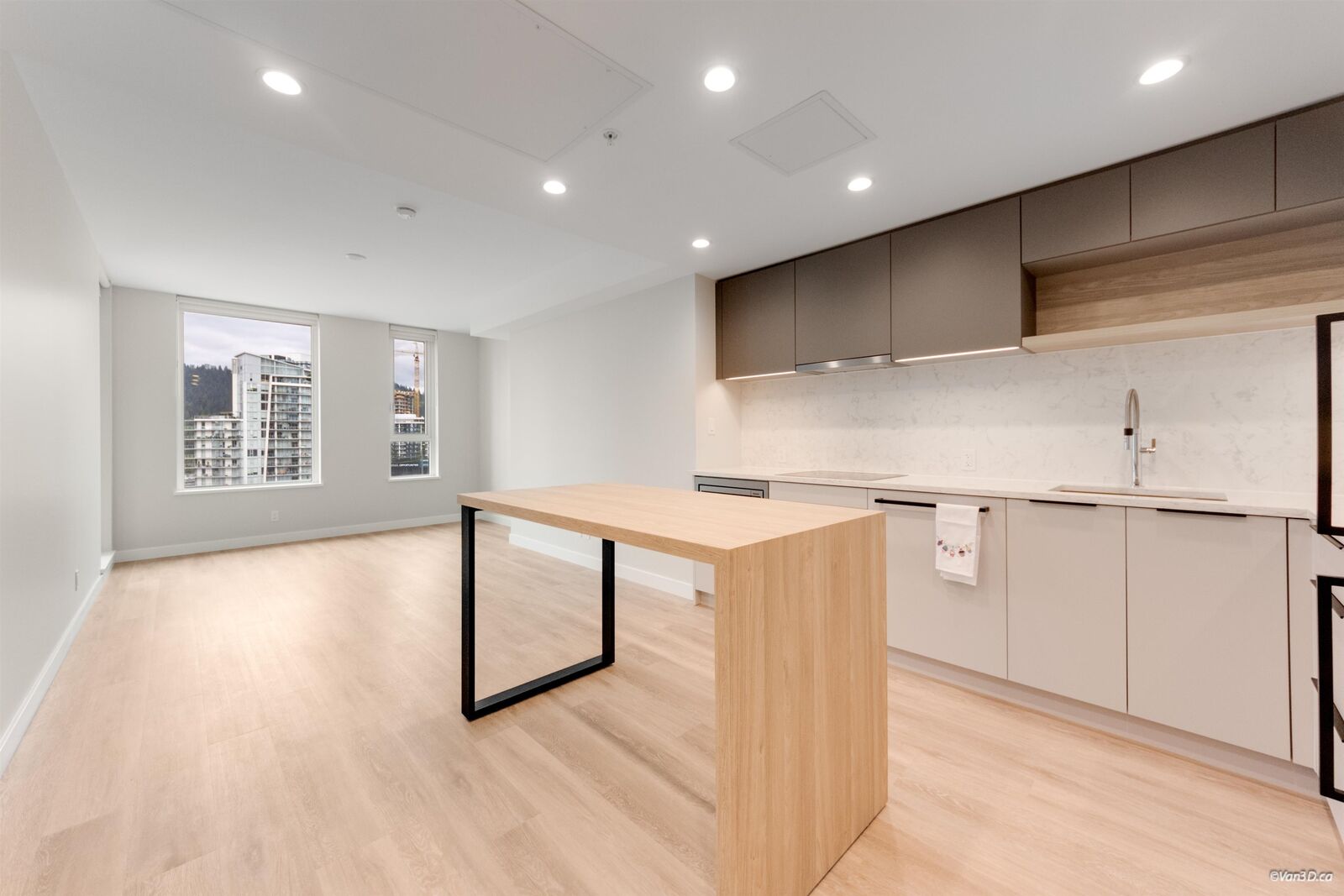 Property Photo: 567 Emerson Street 1008 BC V3J 0M8