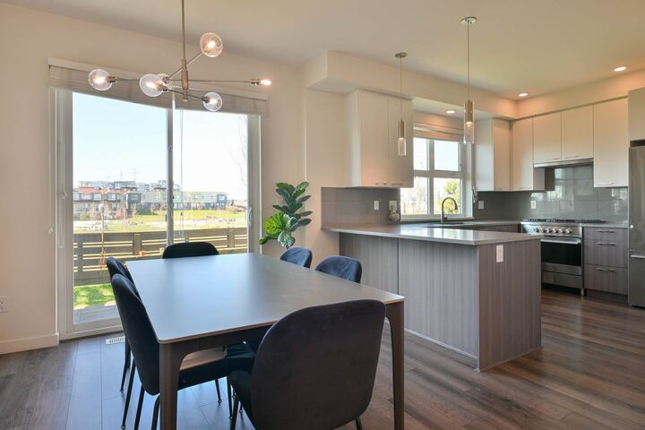 10311 River Drive 84 — photo 1