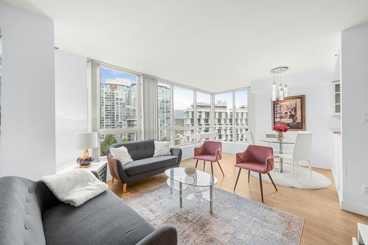 Property Photo:  555 Jervis Street 803  BC V6E 4N1 