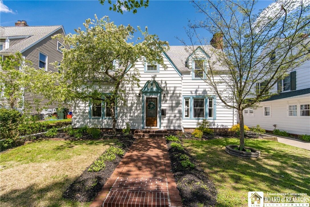 Property Photo:  43 Chestnut Street  NY 14701 