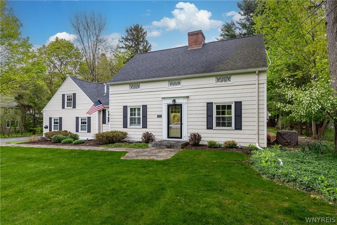 Property Photo:  4379 Freeman Road  NY 14127 