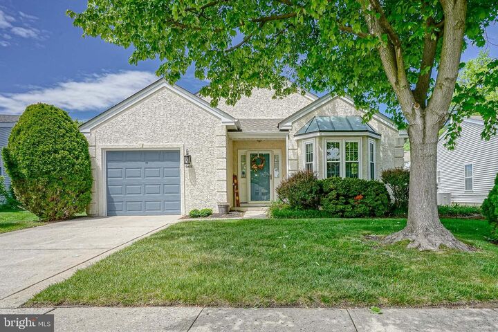 Property Photo:  965 Larkspur Place N  NJ 08054 