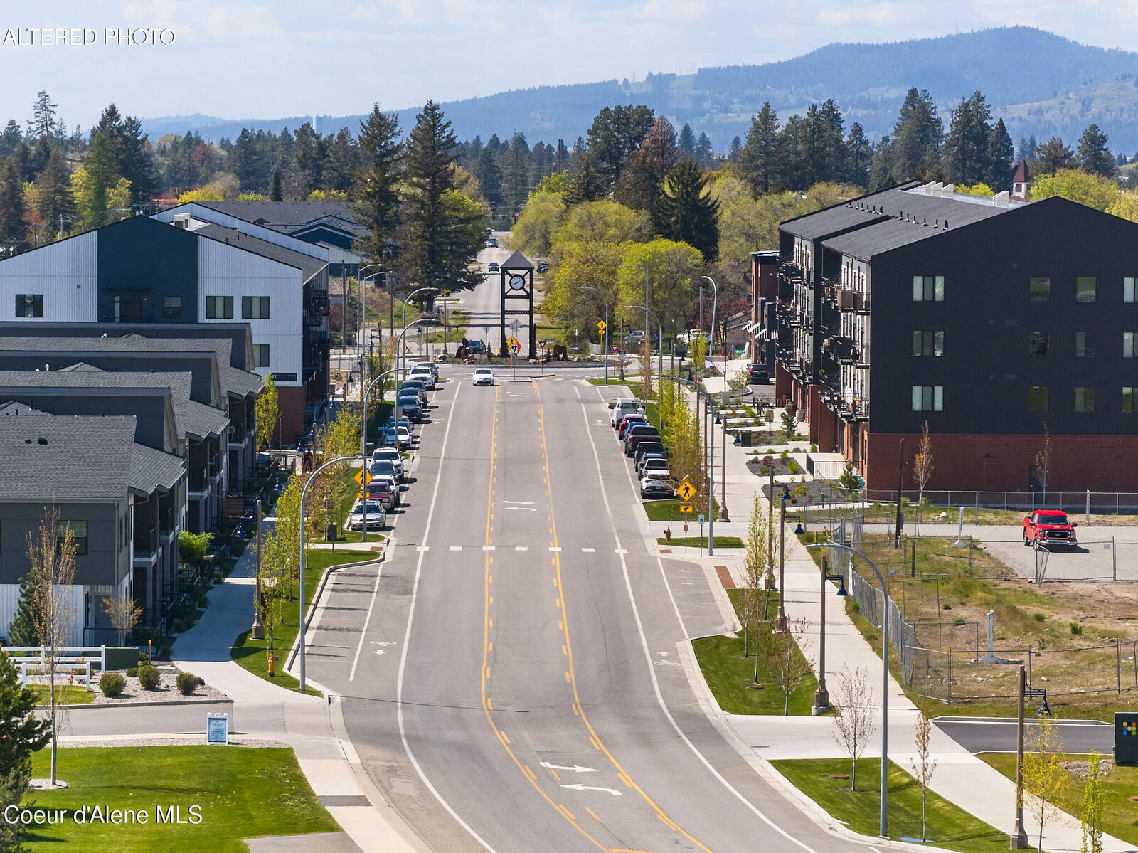Property Photo:  1080 E 4th Ave  ID 83854 