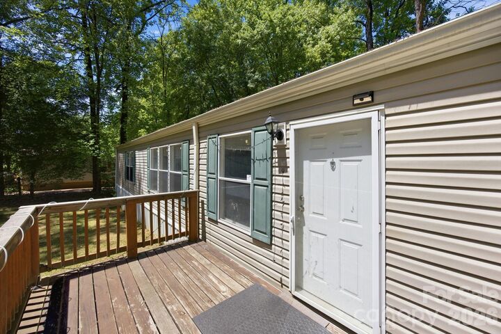 Property Photo: 172 Wildwood Acres Circle NC 28115