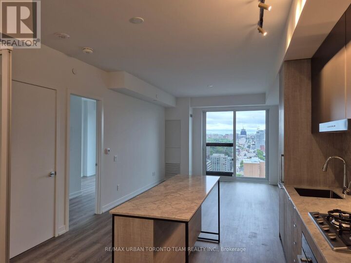 Property Photo:  771 Yonge Street 2803  ON M4W 0B8 