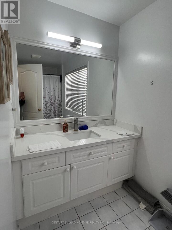 Property Photo:  83 Trumpeter Street  ON M1B 6H1 