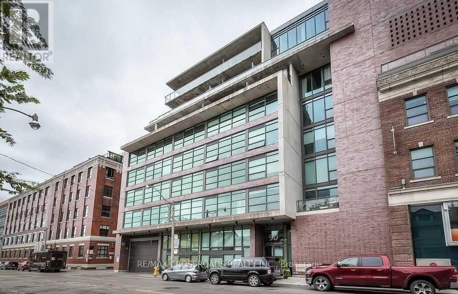Property Photo:  90 Broadview Avenue 622  ON M4M 0A7 