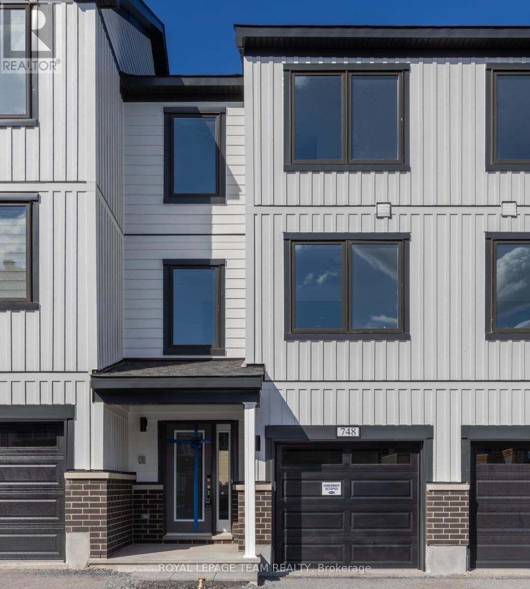 Property Photo:  748 Kinstead Private  ON K2S 3B3 
