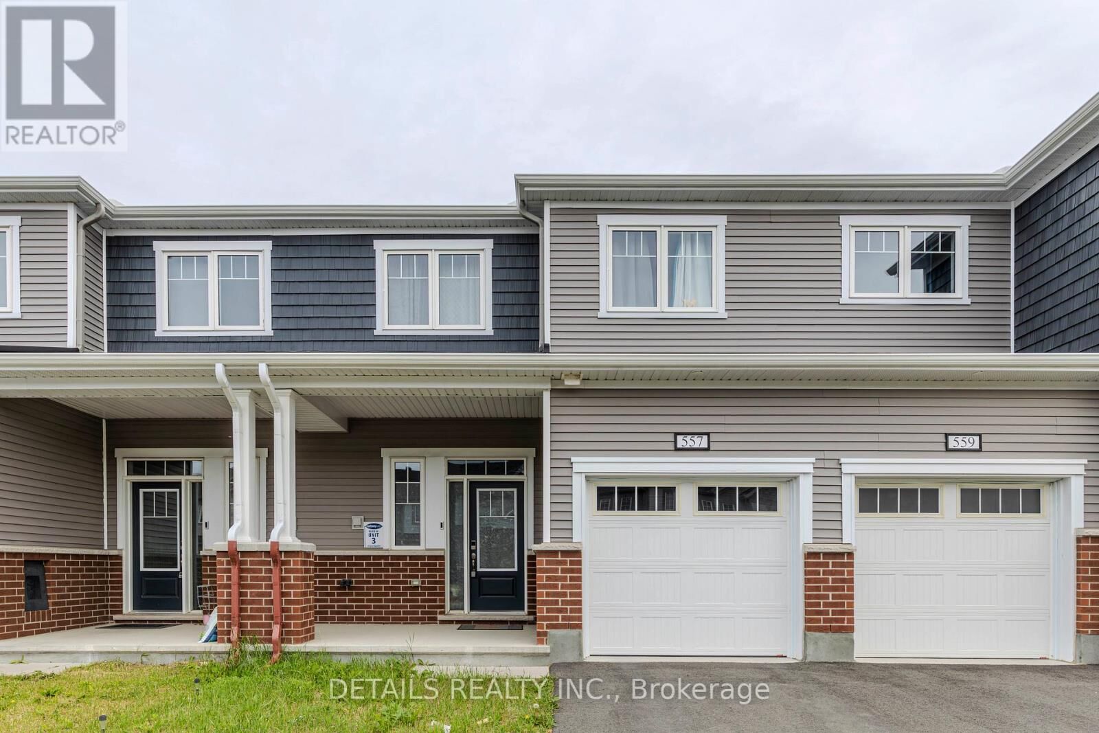 Property Photo:  557 Flagstaff Drive  ON K2J 6T5 