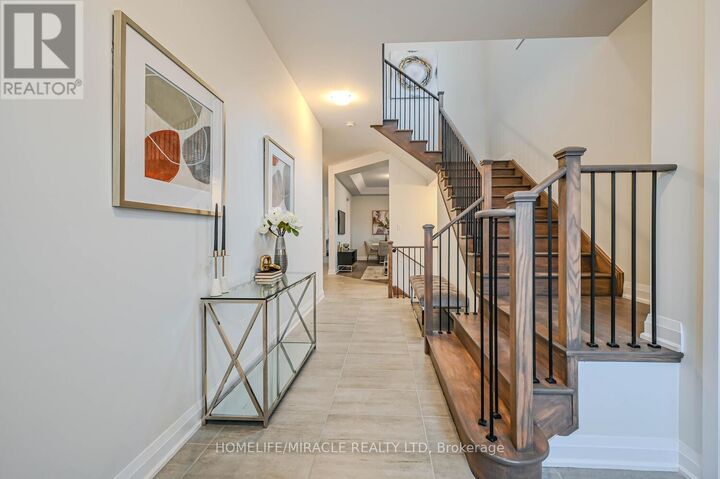 Property Photo:  47 Mapleton Street  ON L4E 1H5 