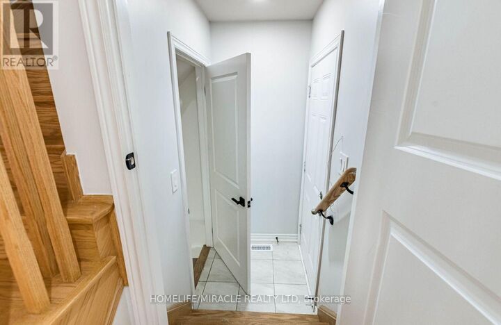 Property Photo:  7 Bushwood Trail  ON L7A 5J7 