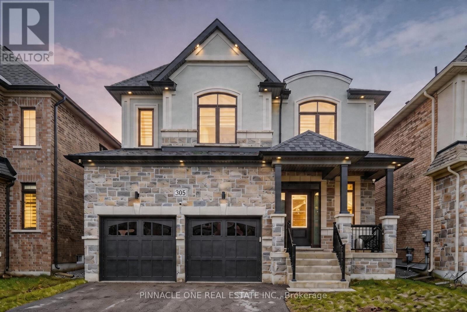 Property Photo:  305 Danny Wheeler Boulevard  ON L4P 0K1 