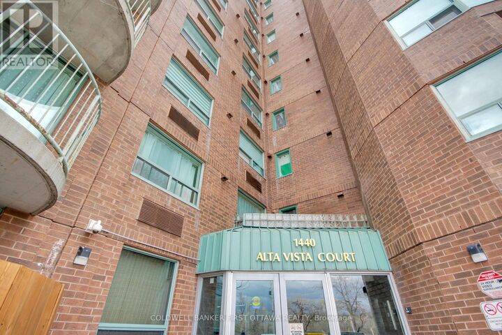 Property Photo:  1440 Heron Road 811  ON K1V 0X2 