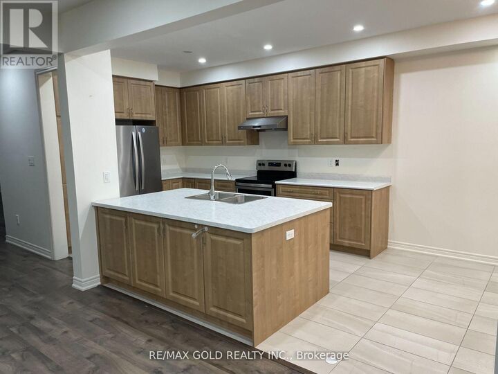 Property Photo:  35 Riverwalk Drive  ON L8B 1X3 