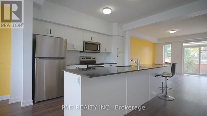 Property Photo:  350 River Road 39  ON N3C 0H4 