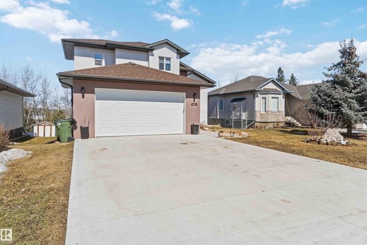 Property Photo:  4328 48A Ave  AB T0E 1V0 