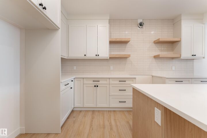 Property Photo: 12 Gable Common AB T7X 2W2