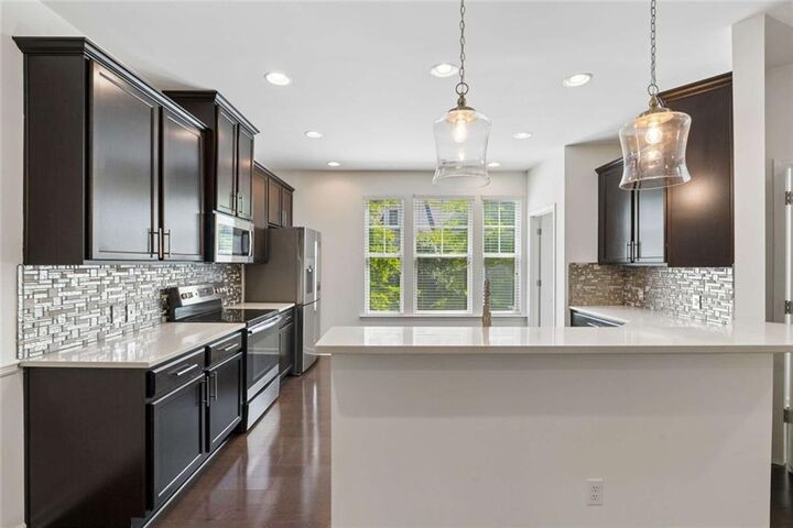 Property Photo: 4296 Morning View GA 30083