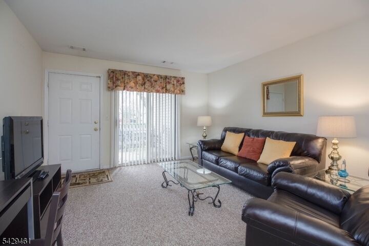 Property Photo:  3 Sage Court  NJ 07921 