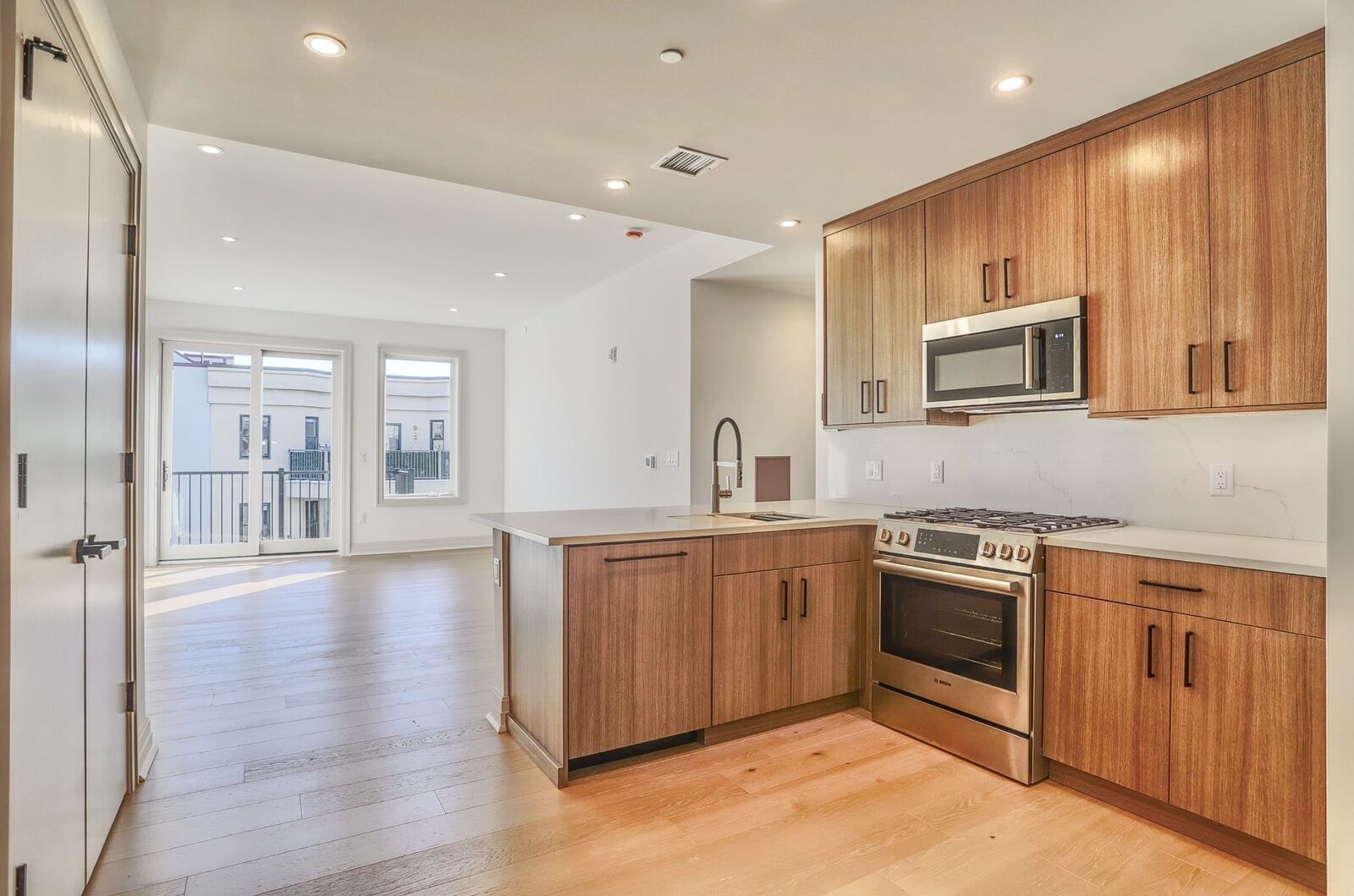 Property Photo: 921 Madison St 303 NJ 07030