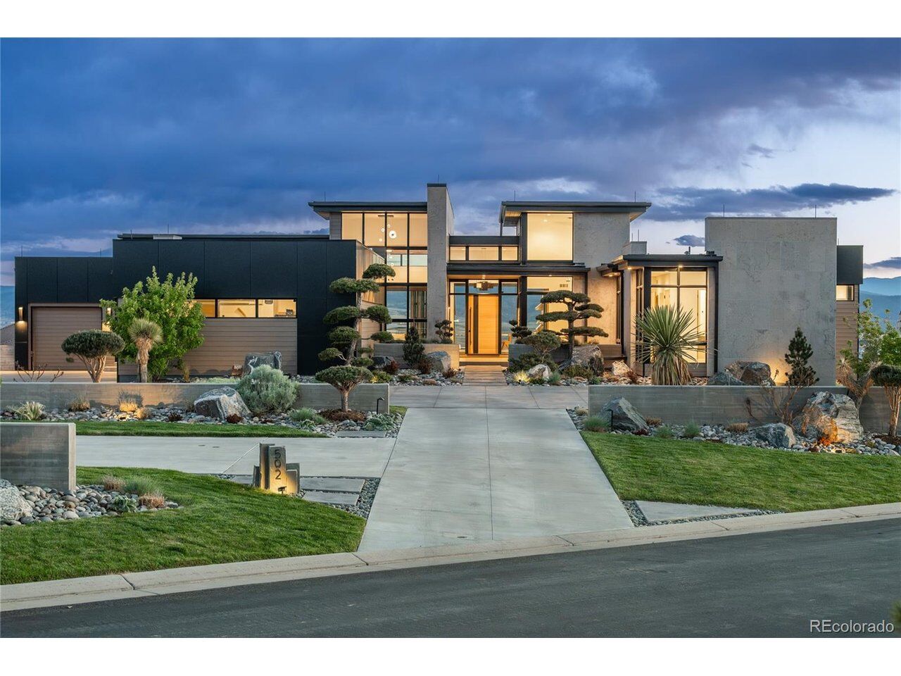Property Photo:  502 Emberglow Ln  CO 80126 