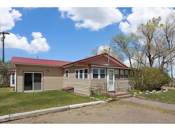 Property Photo:  1374 Road 110  CO 81146 