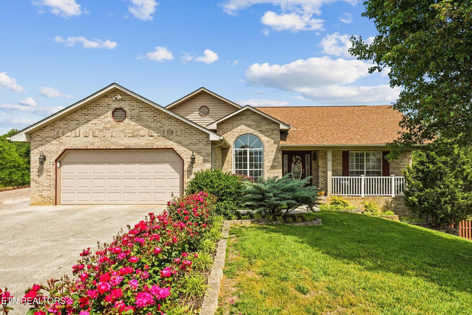 Property Photo:  101 Ostenbarker St  TN 37804 