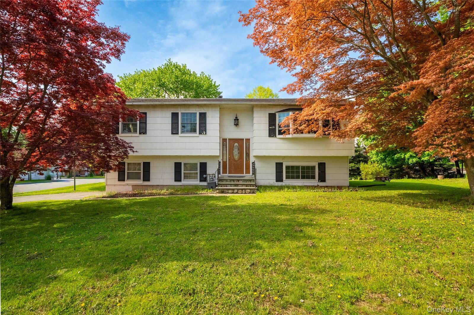 Property Photo:  14 Gurran Drive  NY 10980 