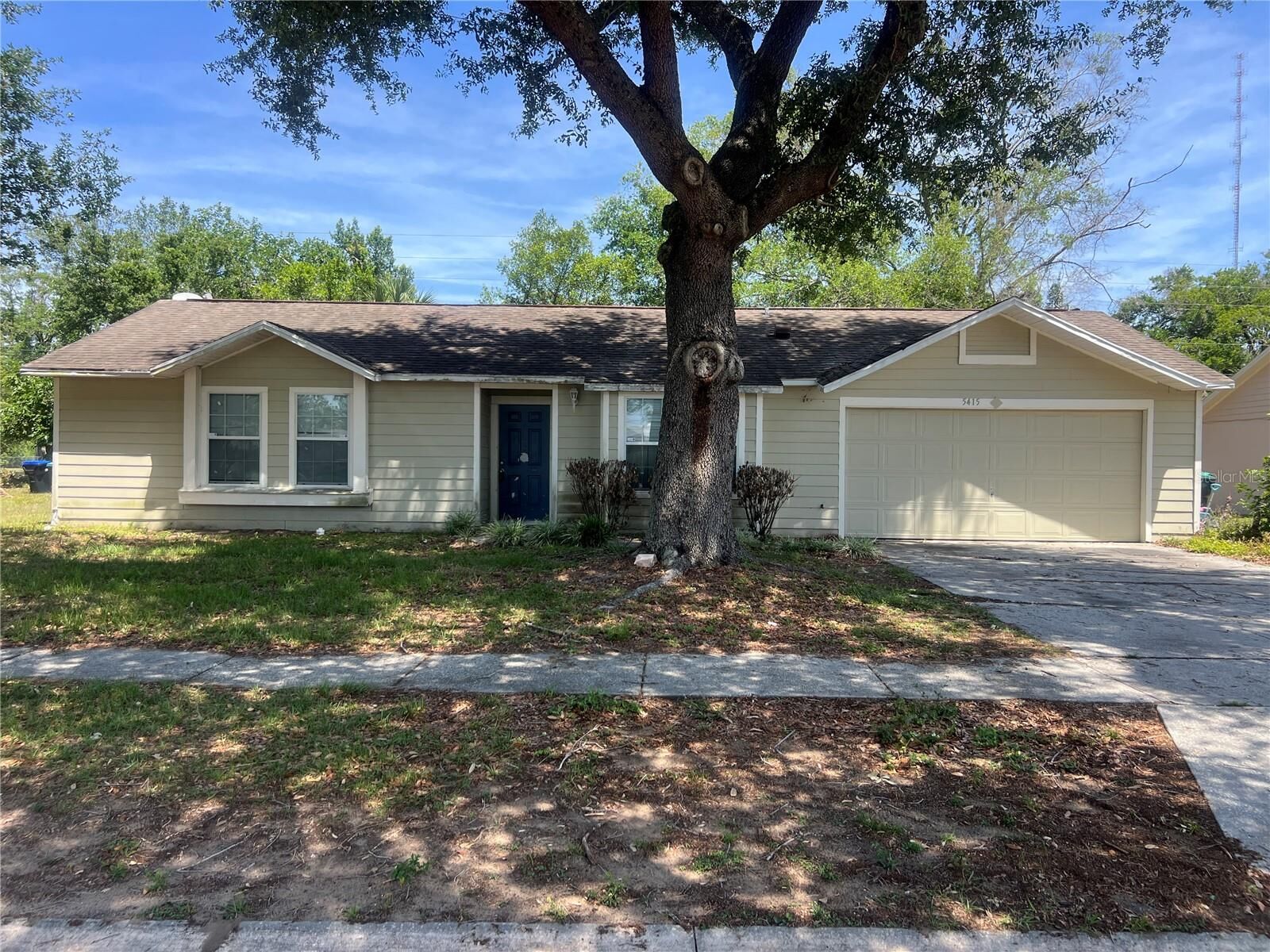 Property Photo:  5415 Hyde Park Avenue  FL 32808 