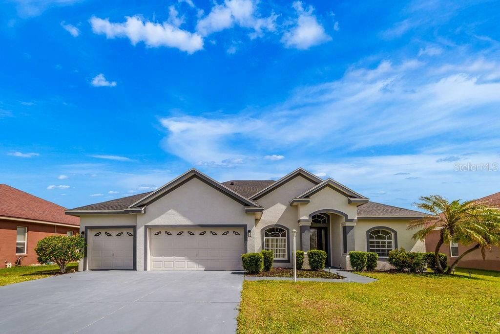 Property Photo:  258 Terranova Boulevard  FL 33880 