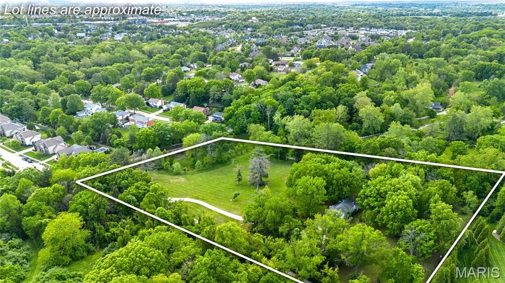 Property Photo:  900 Weidman Road  MO 63017 