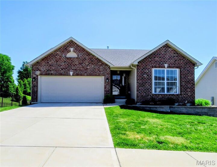 Property Photo:  1716 Meade Court  MO 63069 